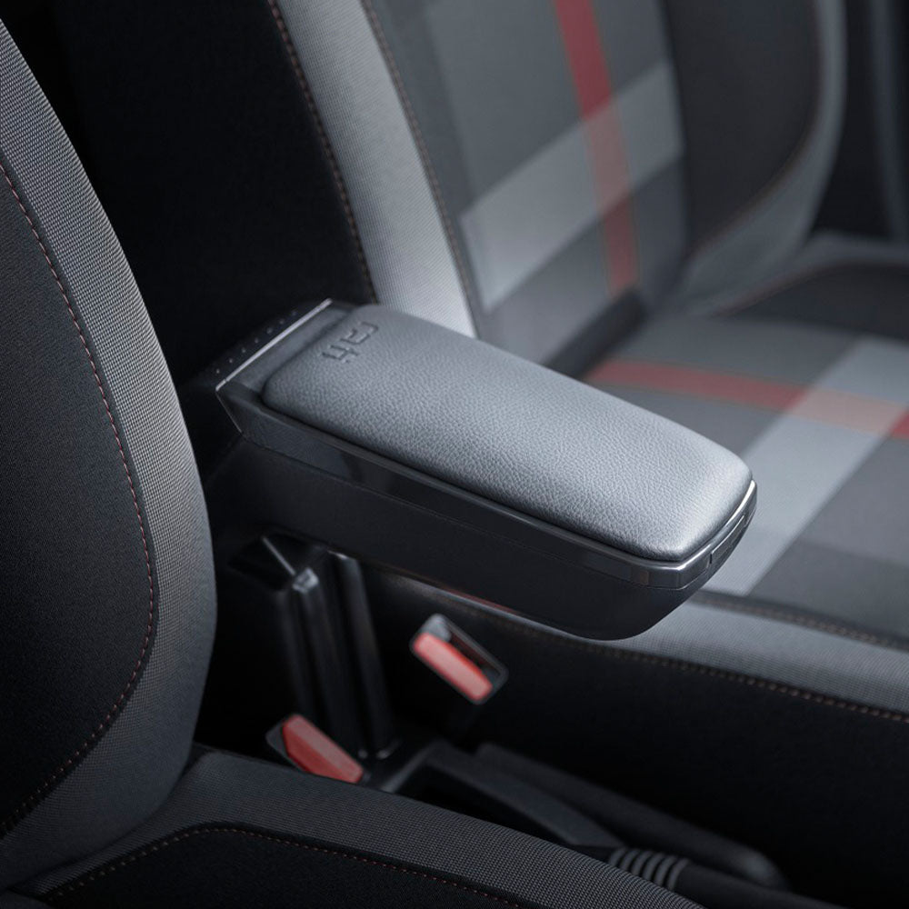 Nissan Micra ArmsterS könyöklő 2017-