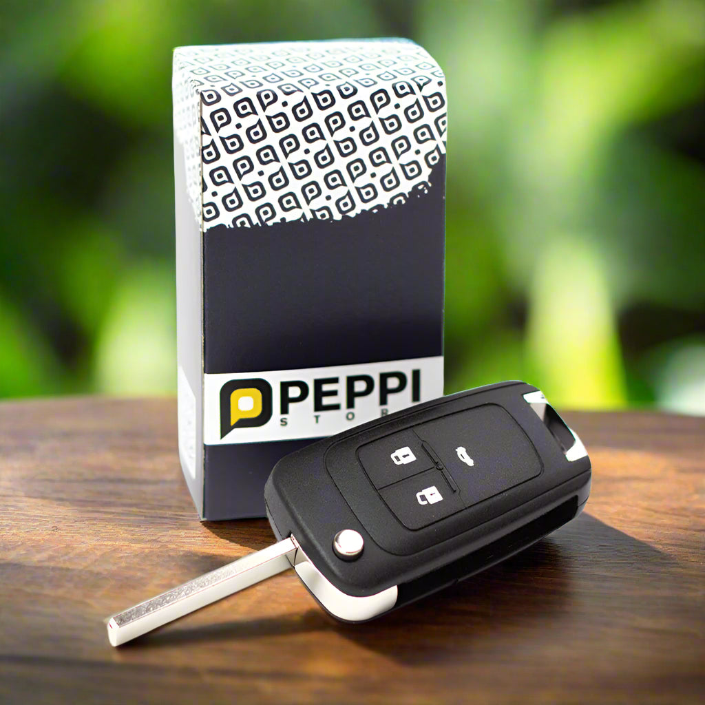 Fekete színű, 3 gombos Opel kulcsház, bicskakulcs dobozzal.