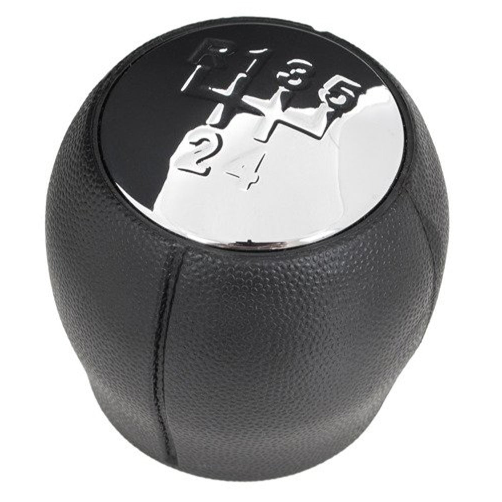 Fekete színű, 5 sebességes Opel váltógomb. Krómozott, dombornyomott számlappal.