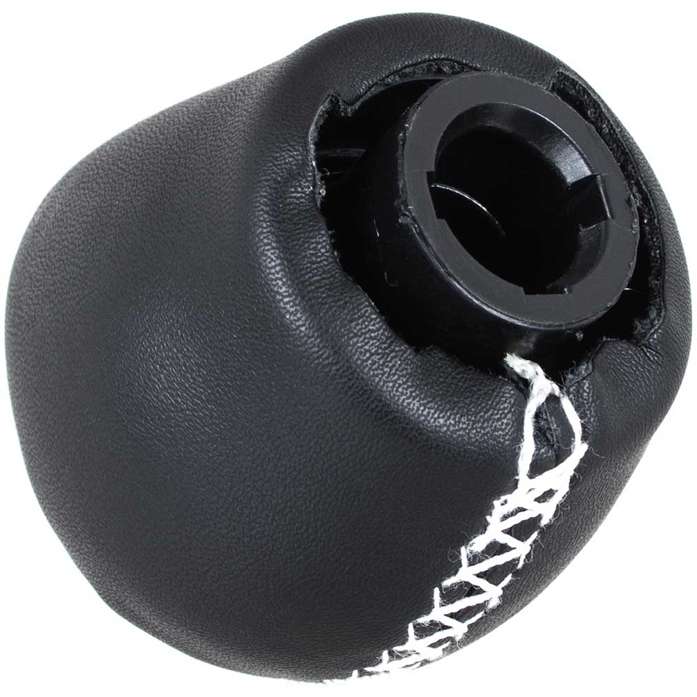 Fekete bőrözött, 5 sebességes Renault Movano váltógomb króm számlappal, fehér varrással.