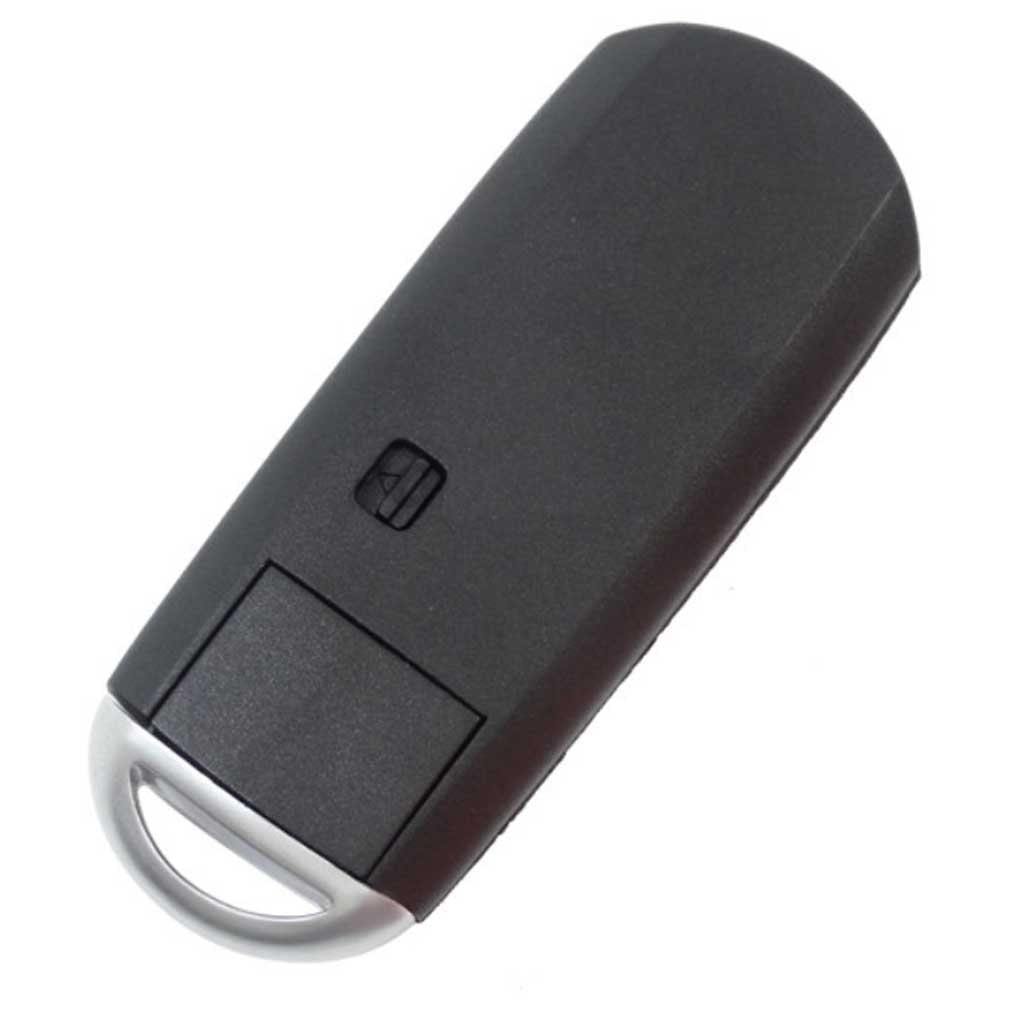 Fekete színű, 3 gombos Mazda kulcsház, kulcs hátulja.