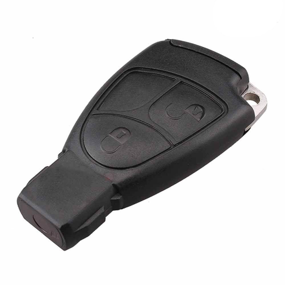 Fekete színű, 2 gombos Mercedes kulcsház, kulcs.