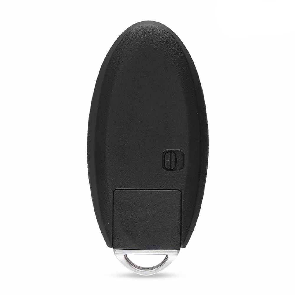 Fekete színű, 4 gombos Nissan kulcsház hátulja.
