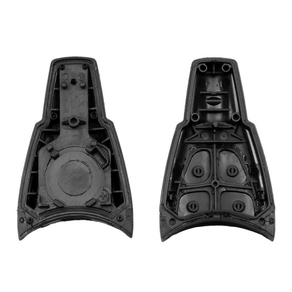 Fekete színű, 4 gombos Saab kulcsház szétszedve.