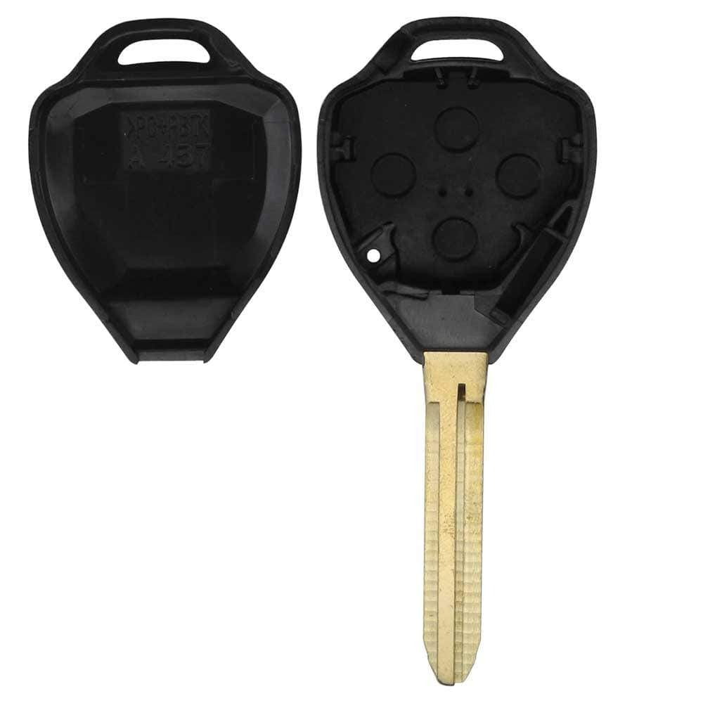 Fekete színű, 4 gombos Toyota kulcs szétszedve.